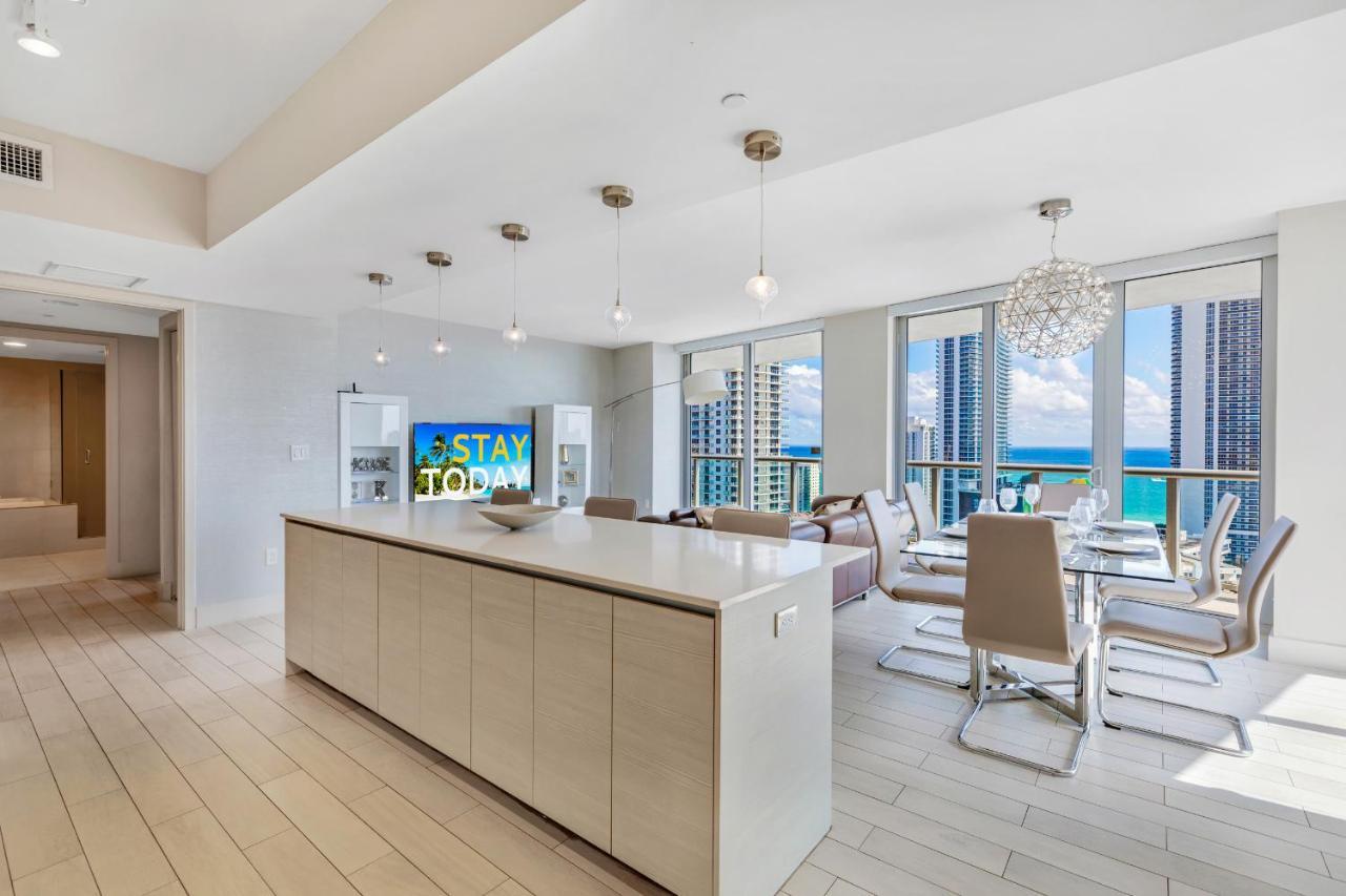 Resort-Style Living With Direct Ocean Views - 3Br Beauty Hallandale Beach Eksteriør bilde