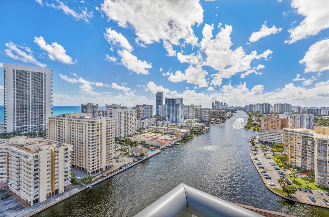 Resort-Style Living With Direct Ocean Views - 3Br Beauty Hallandale Beach Eksteriør bilde
