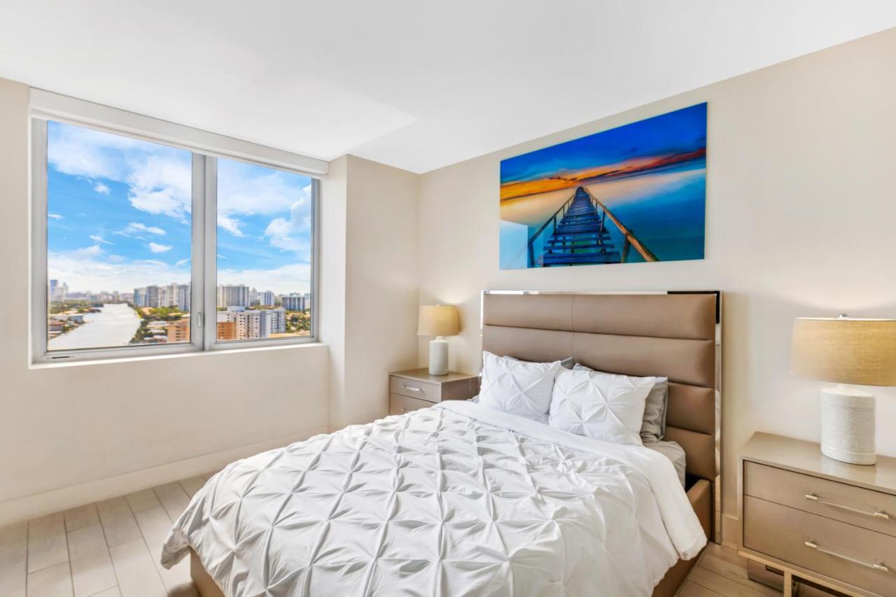 Resort-Style Living With Direct Ocean Views - 3Br Beauty Hallandale Beach Eksteriør bilde