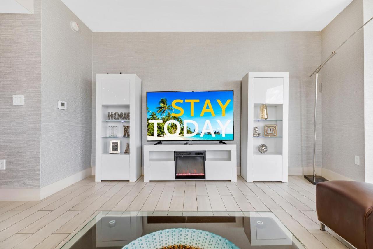 Resort-Style Living With Direct Ocean Views - 3Br Beauty Hallandale Beach Eksteriør bilde