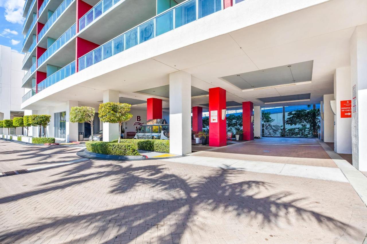 Resort-Style Living With Direct Ocean Views - 3Br Beauty Hallandale Beach Eksteriør bilde