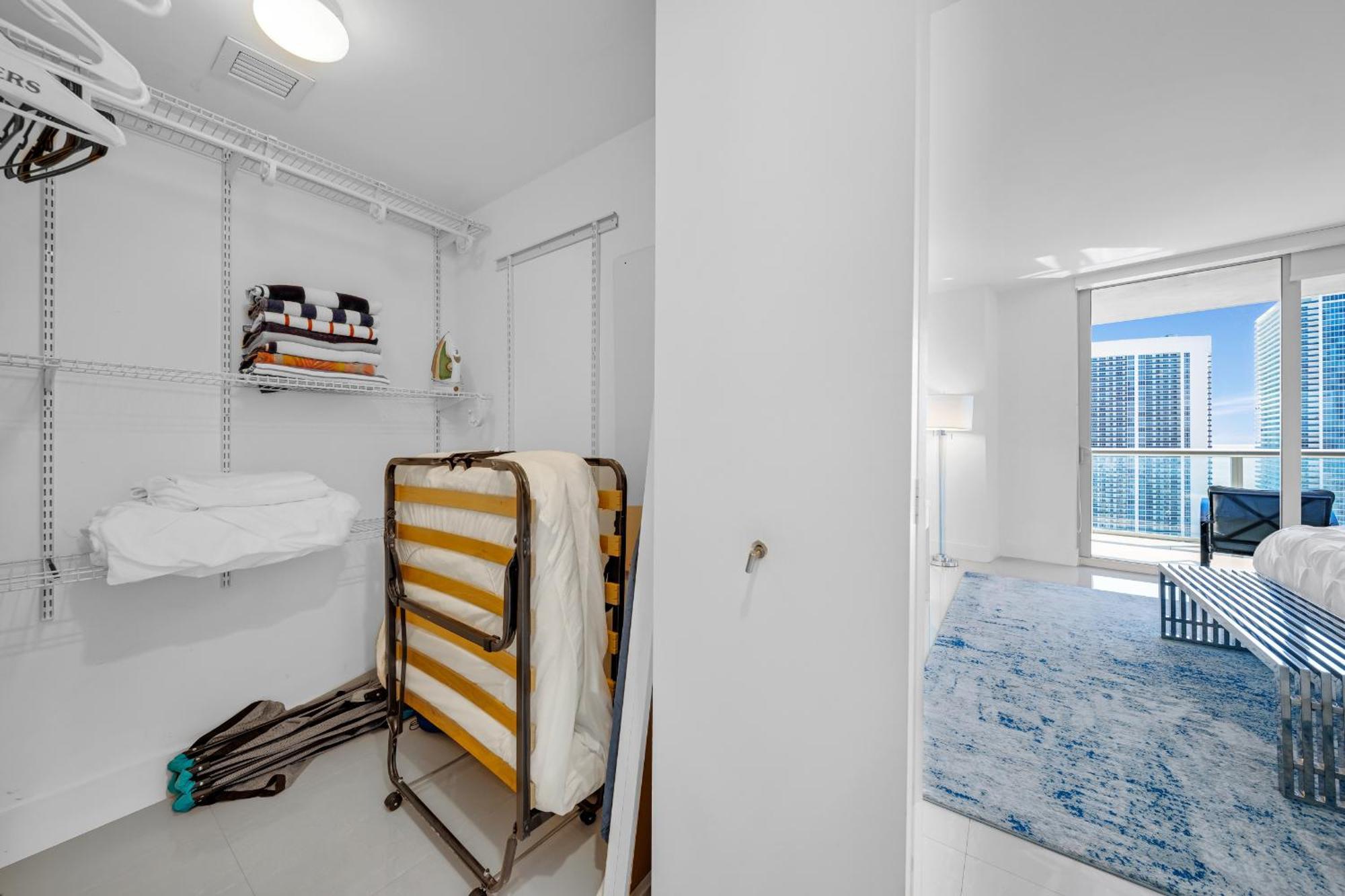 Resort-Style Living With Direct Ocean Views - 3Br Beauty Hallandale Beach Eksteriør bilde